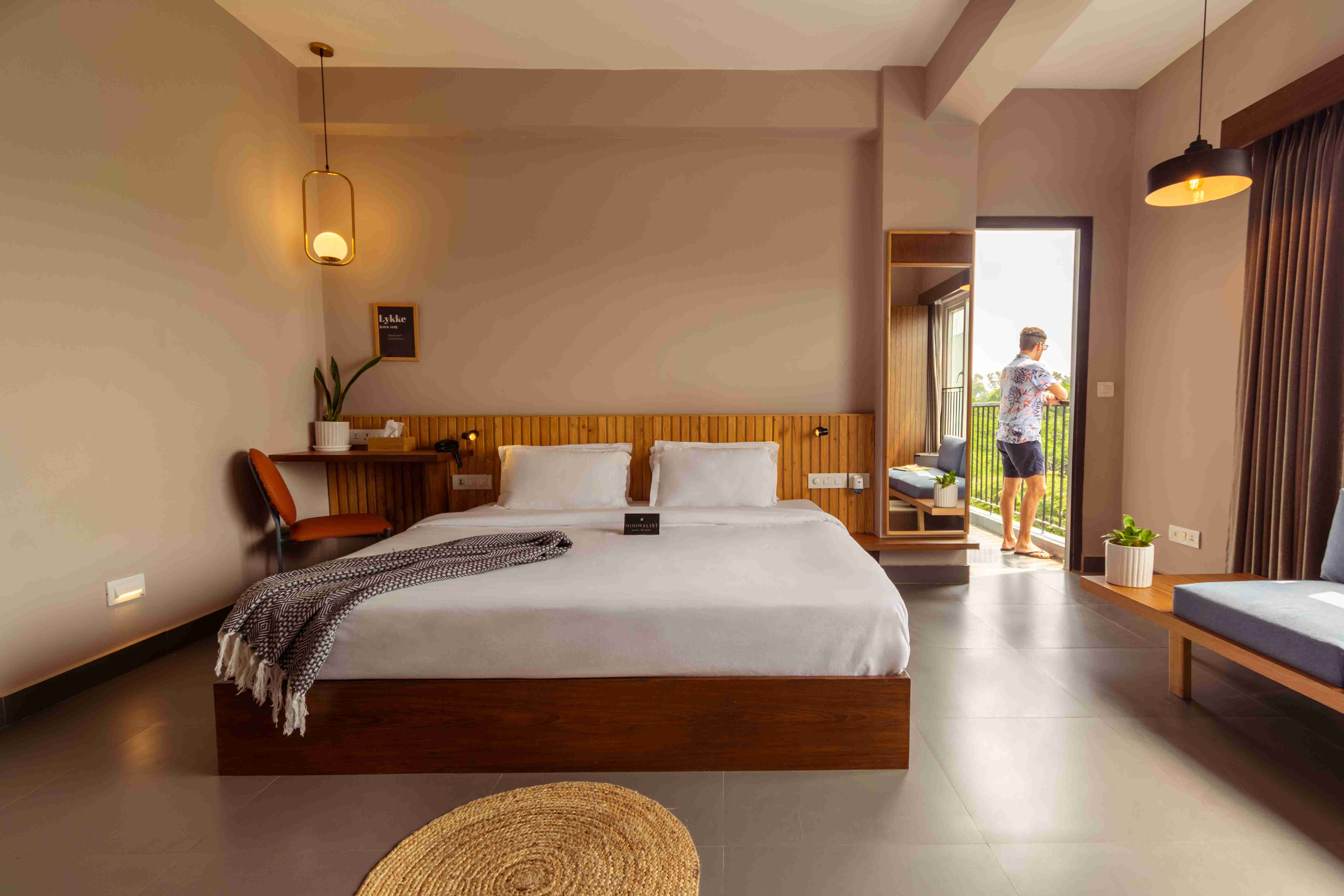 Minimalist Poshtel & Suites