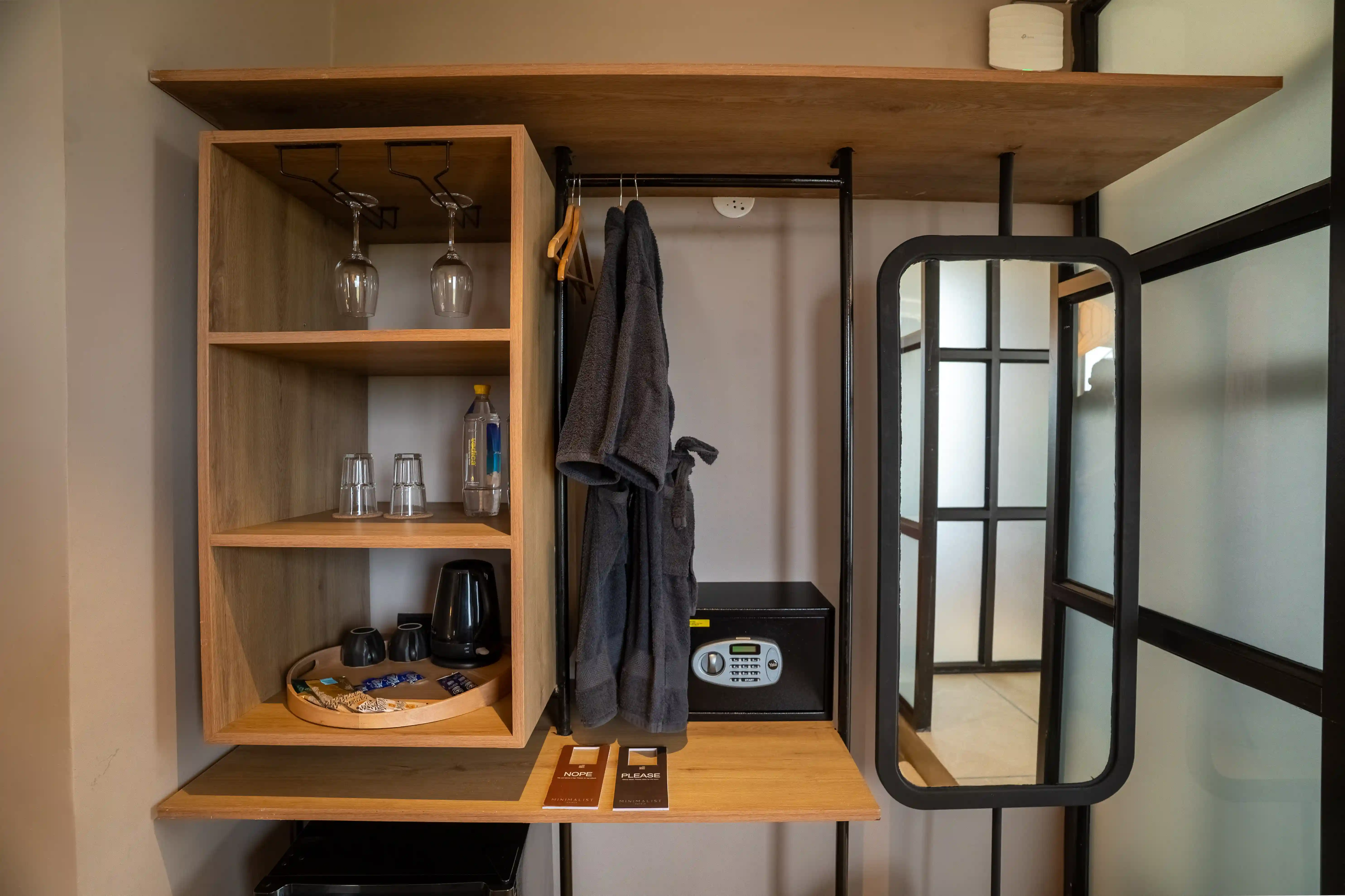 click to zoom Family Suite