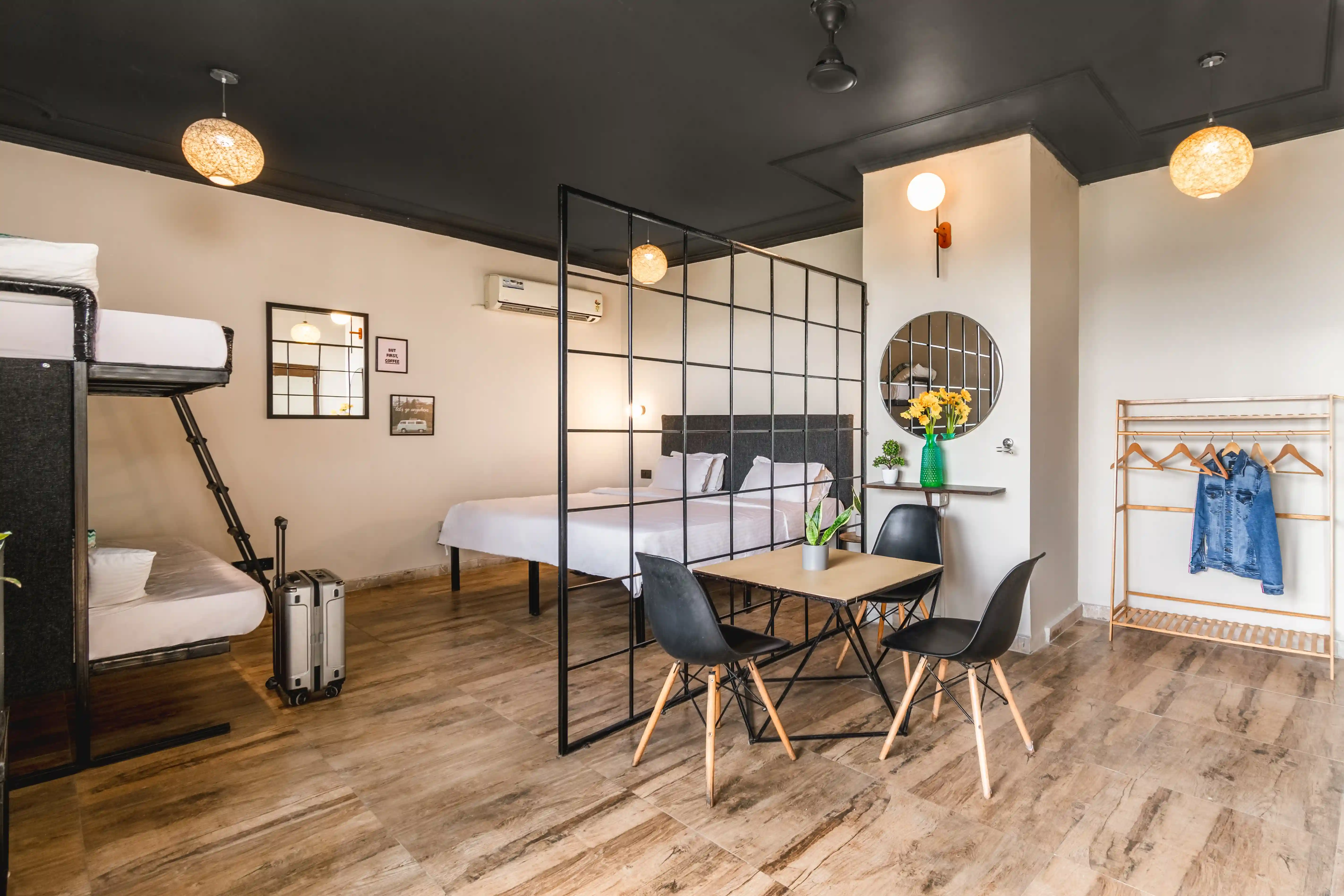 click to zoom Penthouse