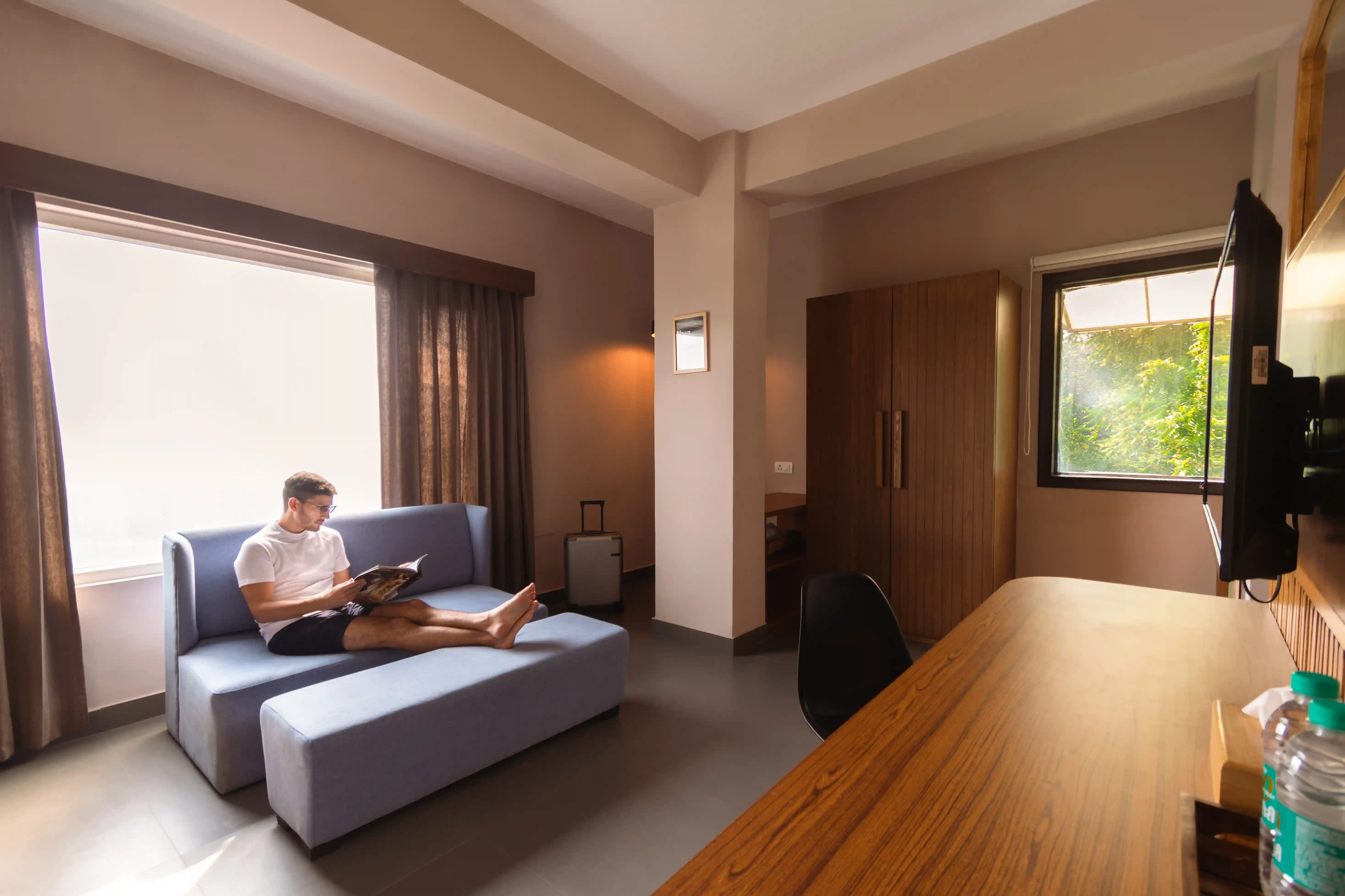 click to zoom Mysa Suite