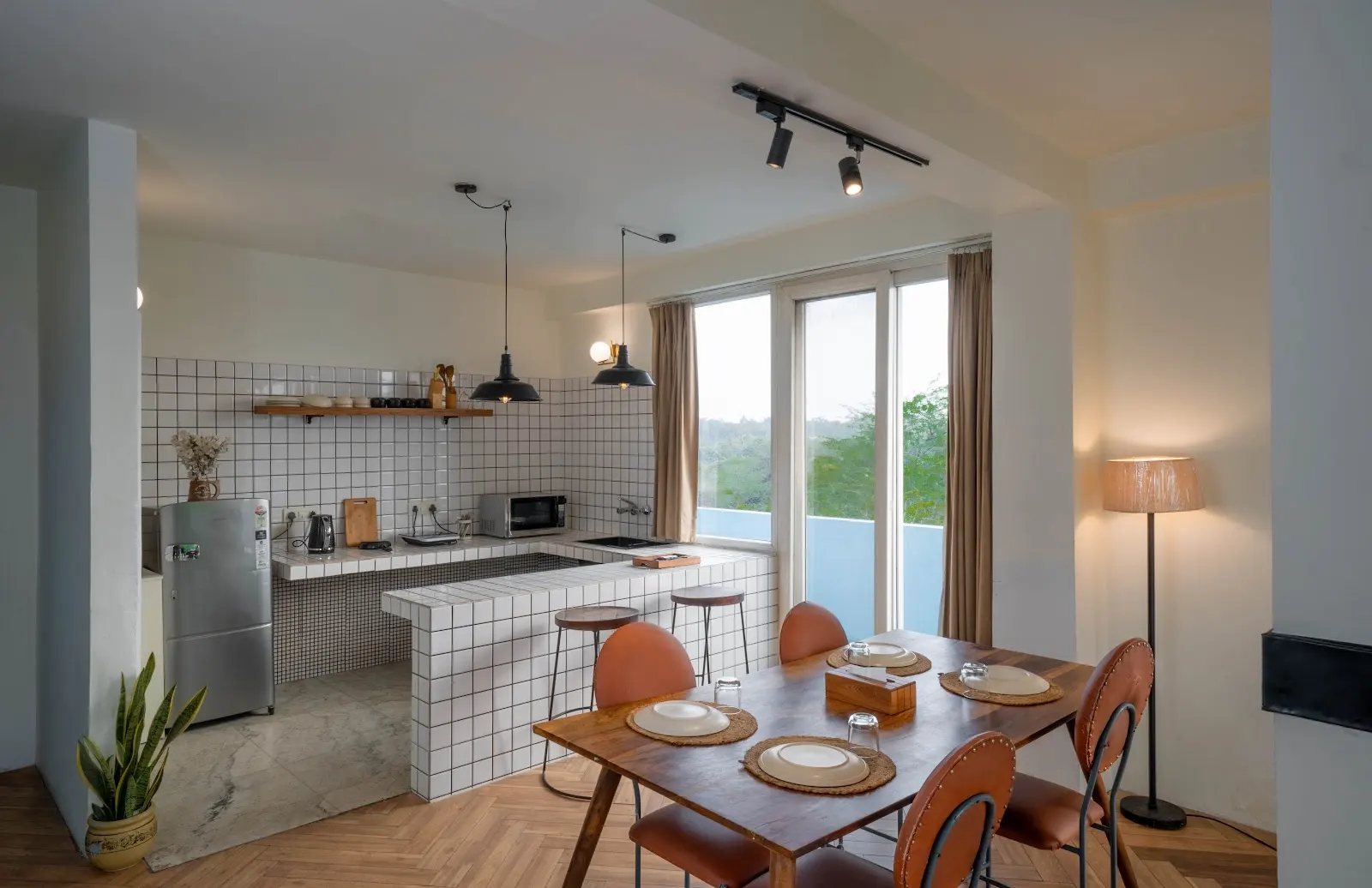 Japanese Simplicity, Scandinavian Functionality