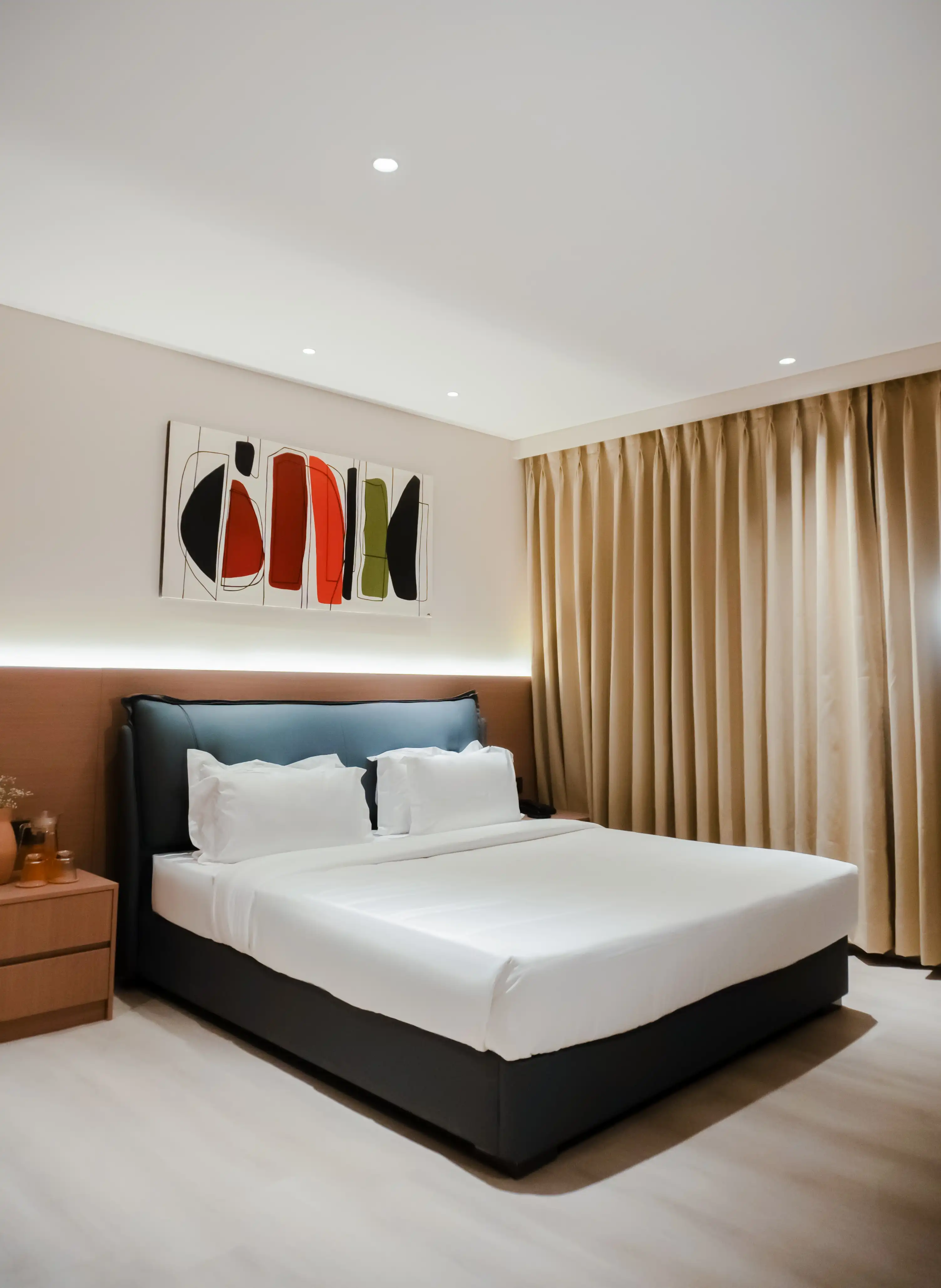 click to zoom Superior King Room