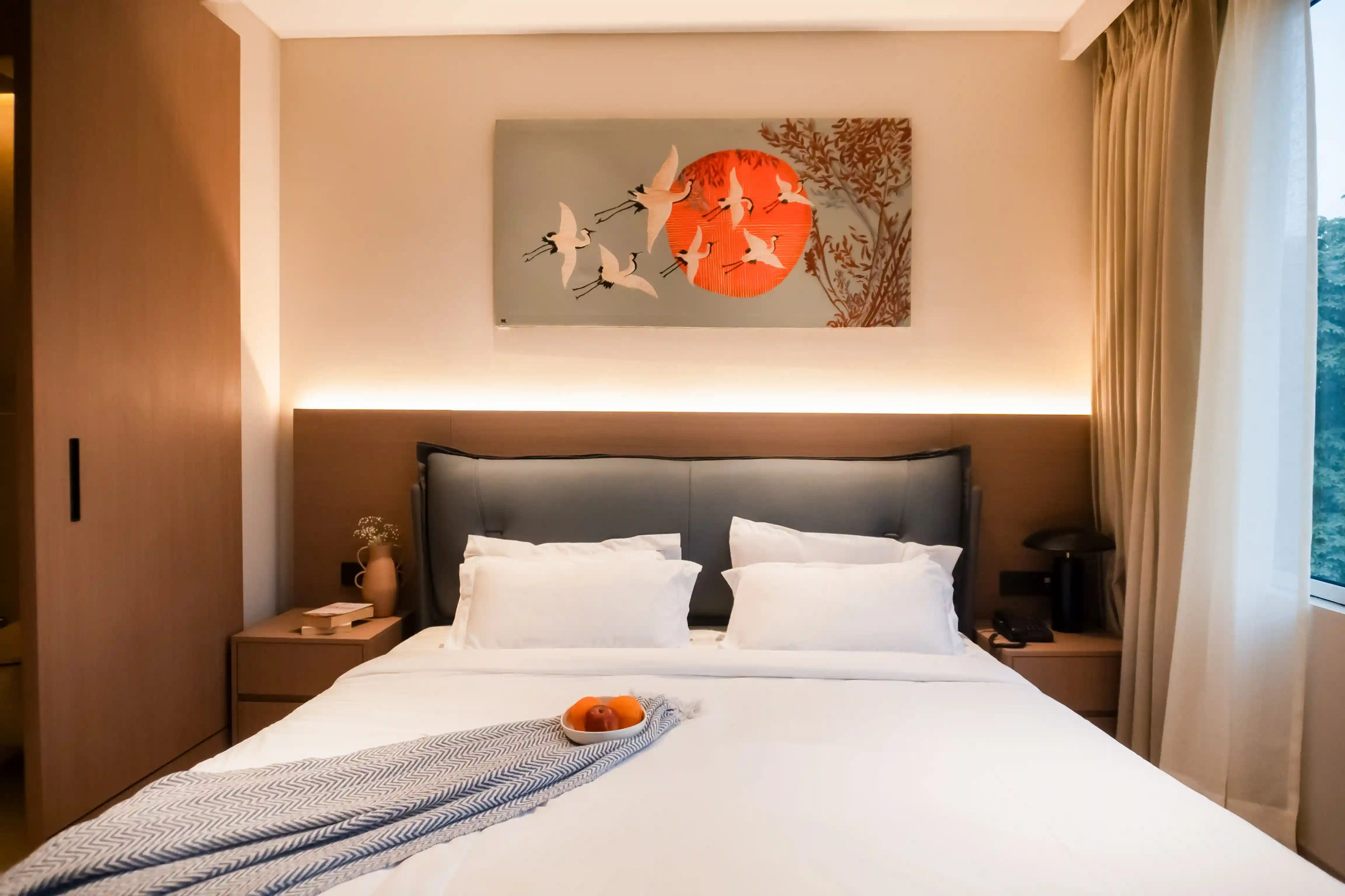 click to zoom INTERCONNECTED ROOM